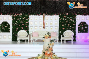 Splendid Shelf Style Candle Wall Backdrop for Wedding