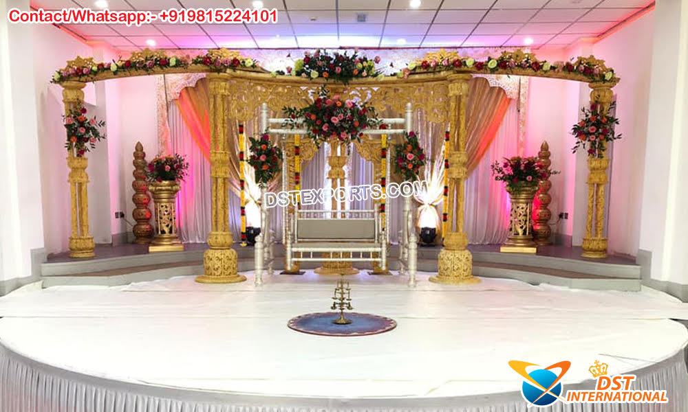 Phenomenal Triple Pillar Wedding Stage Decor