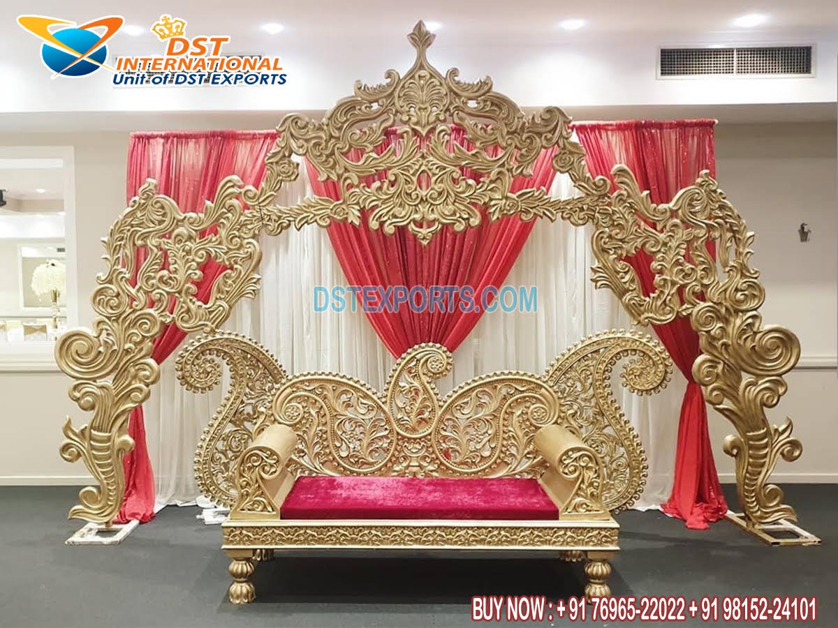 Traditional Low Seating Loveseat For Bride Groom